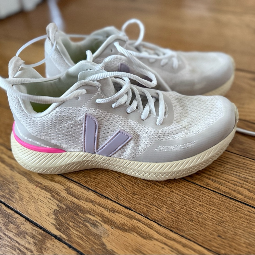 VEJA Impala Trainers Sneakers - Size 5